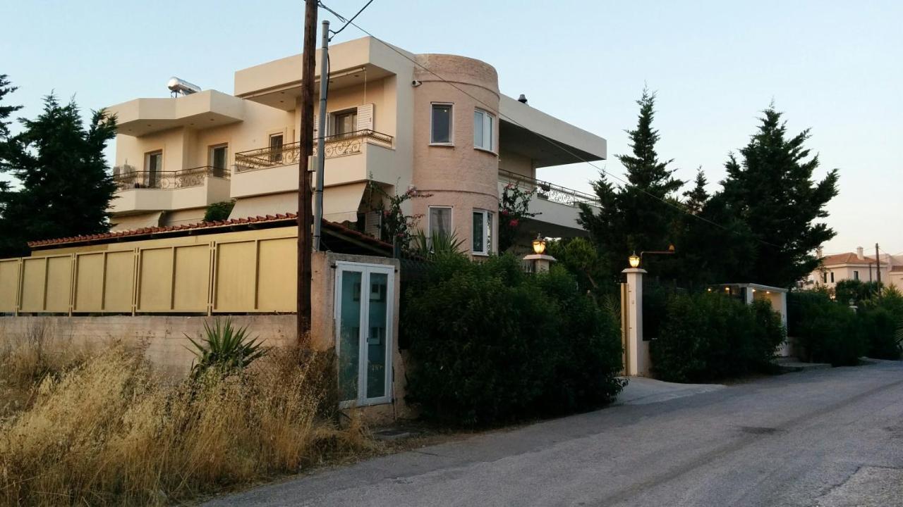 Lovely 2-Bedroom Apartment At Greek Riviera Vári Exterior foto